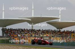 06.10.2007 Shanghai, China,  Kimi Raikkonen (FIN), Räikkönen, Scuderia Ferrari, F2007 - Formula 1 World Championship, Rd 16, Chinese Grand Prix, Saturday Qualifying