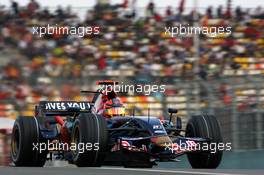 06.10.2007 Shanghai, China,  Vitantonio Liuzzi (ITA), Scuderia Toro Rosso, STR02 - Formula 1 World Championship, Rd 16, Chinese Grand Prix, Saturday Qualifying