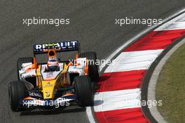 06.10.2007 Shanghai, China,  Heikki Kovalainen (FIN), Renault F1 Team, R27 - Formula 1 World Championship, Rd 16, Chinese Grand Prix, Saturday Practice