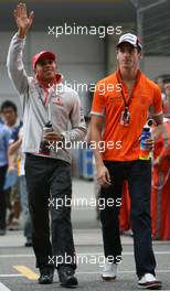 07.10.2007 Shanghai, China,  Lewis Hamilton (GBR), McLaren Mercedes and Adrian Sutil (GER), Spyker F1 Team - Formula 1 World Championship, Rd 16, Chinese Grand Prix, Sunday