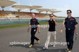 04.10.2007 Shanghai, China,  Track walk with Sebastian Vettel (GER), Scuderia Toro Rosso and Sebastian Vettel and John McGill (Scuderia Toro Rosso) - Formula 1 World Championship, Rd 16, Chinese Grand Prix, Thursday