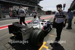 11.05.2007 Barcelona, Spain,  Robert Kubica (POL), BMW Sauber F1 Team, F1.07 - Formula 1 World Championship, Rd 4, Spanish Grand Prix, Friday Practice