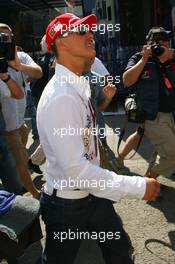 11.05.2007 Barcelona, Spain,  Michael Schumacher (GER), Scuderia Ferrari, Advisor, visits the team on a race weekend for the first time since retiring - Formula 1 World Championship, Rd 4, Spanish Grand Prix, Friday