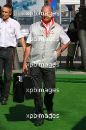 11.05.2007 Barcelona, Spain,  Ron Dennis (GBR), McLaren, Team Principal, Chairman - Formula 1 World Championship, Rd 4, Spanish Grand Prix, Friday