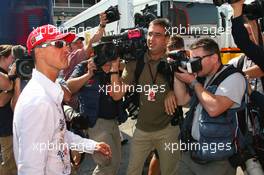 11.05.2007 Barcelona, Spain,  Michael Schumacher (GER), Scuderia Ferrari, Advisor, visits the team on a race weekend for the first time since retiring - Formula 1 World Championship, Rd 4, Spanish Grand Prix, Friday