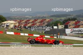 11.05.2007 Barcelona, Spain,  Felipe Massa (BRA), Scuderia Ferrari, F2007 - Formula 1 World Championship, Rd 4, Spanish Grand Prix, Friday Practice