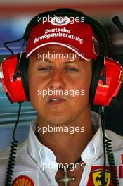 11.05.2007 Barcelona, Spain,  Michael Schumacher (GER), Scuderia Ferrari, Advisor, visits the team on a race weekend for the first time since retiring - Formula 1 World Championship, Rd 4, Spanish Grand Prix, Friday Practice