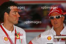 11.05.2007 Barcelona, Spain,  Michael Schumacher (GER), Scuderia Ferrari, Advisor and David Meca (ESP), Long distance swimmer - Formula 1 World Championship, Rd 4, Spanish Grand Prix, Friday Practice