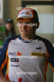 11.05.2007 Barcelona, Spain,  Giancarlo Fisichella (ITA), Renault F1 Team - Formula 1 World Championship, Rd 4, Spanish Grand Prix, Friday