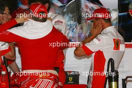 11.05.2007 Barcelona, Spain,  Michael Schumacher (GER), Scuderia Ferrari, Advisor and Kimi Raikkonen (FIN), Räikkönen, Scuderia Ferrari - Formula 1 World Championship, Rd 4, Spanish Grand Prix, Friday Practice