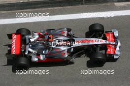 11.05.2007 Barcelona, Spain,  Fernando Alonso (ESP), McLaren Mercedes, MP4-22 - Formula 1 World Championship, Rd 4, Spanish Grand Prix, Friday Practice