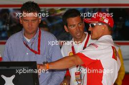 11.05.2007 Barcelona, Spain,  Michael Schumacher (GER), Scuderia Ferrari, Advisor and David Meca (ESP), Long distance swimmer - Formula 1 World Championship, Rd 4, Spanish Grand Prix, Friday Practice