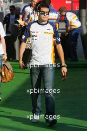 11.05.2007 Barcelona, Spain,  Giancarlo Fisichella (ITA), Renault F1 Team - Formula 1 World Championship, Rd 4, Spanish Grand Prix, Friday