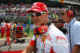 13.05.2007 Barcelona, Spain,  Michael Schumacher (GER), Scuderia Ferrari, Advisor, on the grid - Formula 1 World Championship, Rd 4, Spanish Grand Prix, Sunday Pre-Race Grid