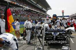 13.05.2007 Barcelona, Spain,  Nico Rosberg (GER), WilliamsF1 Team - Formula 1 World Championship, Rd 4, Spanish Grand Prix, Sunday Pre-Race Grid