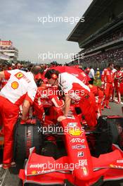 13.05.2007 Barcelona, Spain,  Felipe Massa (BRA), Scuderia Ferrari - Formula 1 World Championship, Rd 4, Spanish Grand Prix, Sunday Pre-Race Grid