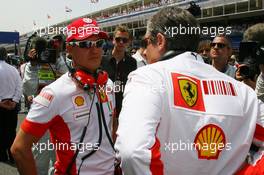 13.05.2007 Barcelona, Spain,  Michael Schumacher (GER), Scuderia Ferrari, Advisor, on the grid - Formula 1 World Championship, Rd 4, Spanish Grand Prix, Sunday Pre-Race Grid