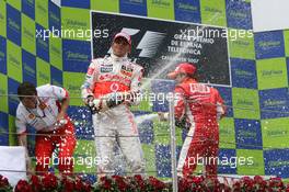 13.05.2007 Barcelona, Spain,  Lewis Hamilton (GBR), McLaren Mercedes and Felipe Massa (BRA), Scuderia Ferrari - Formula 1 World Championship, Rd 4, Spanish Grand Prix, Sunday Podium