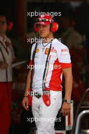 13.05.2007 Barcelona, Spain,  Michael Schumacher (GER), Scuderia Ferrari, Advisor views the race from the Ferrari garage - Formula 1 World Championship, Rd 4, Spanish Grand Prix, Sunday Race