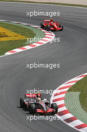 13.05.2007 Barcelona, Spain,  Lewis Hamilton (GBR), McLaren Mercedes, MP4-22 and Kimi Raikkonen (FIN), Räikkönen, Scuderia Ferrari, F2007 - Formula 1 World Championship, Rd 4, Spanish Grand Prix, Sunday Race