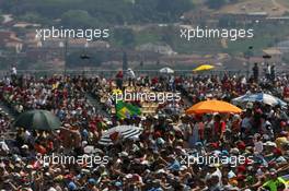 12.05.2007 Barcelona, Spain,  Fans watch the track action - Formula 1 World Championship, Rd 4, Spanish Grand Prix, Saturday Qualifying