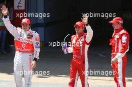 12.05.2007 Barcelona, Spain,  Felipe Massa (BRA), Scuderia Ferrari beats Fernando Alonso (ESP), McLaren Mercedes to pole position and Kimi Raikkonen (FIN), Räikkönen, Scuderia Ferrari - Formula 1 World Championship, Rd 4, Spanish Grand Prix, Saturday Qualifying