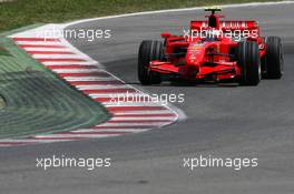 12.05.2007 Barcelona, Spain,  Kimi Raikkonen (FIN), Räikkönen, Scuderia Ferrari, F2007 - Formula 1 World Championship, Rd 4, Spanish Grand Prix, Saturday Qualifying