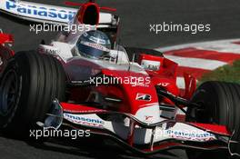 12.05.2007 Barcelona, Spain,  Jarno Trulli (ITA), Toyota Racing, TF107 - Formula 1 World Championship, Rd 4, Spanish Grand Prix, Saturday Practice