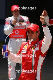 12.05.2007 Barcelona, Spain,  Felipe Massa (BRA), Scuderia Ferrari beats Fernando Alonso (ESP), McLaren Mercedes to pole position - Formula 1 World Championship, Rd 4, Spanish Grand Prix, Saturday Qualifying