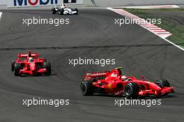 12.05.2007 Barcelona, Spain,  Kimi Raikkonen (FIN), Räikkönen, Scuderia Ferrari, F2007 and Felipe Massa (BRA), Scuderia Ferrari, F2007 - Formula 1 World Championship, Rd 4, Spanish Grand Prix, Saturday Qualifying