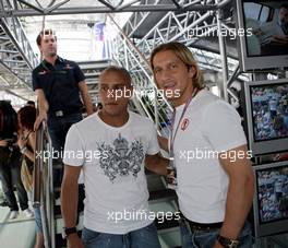 13.05.2007 Barcelona, Spain,  Míchel Salgado (ESP), Real Madrid, Football Player, and Roberto Carlos (ESP), Real Madrid, Football Player- Formula 1 World Championship, Rd 4, Spanish Grand Prix, Sunday