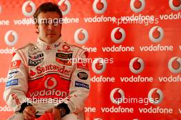 10.05.2007 Barcelona, Spain,  Fernando Alonso (ESP), McLaren Mercedes - Vodafone Spain Go-Karting Challenge with Fernando Alonso (ESP), McLaren Mercedes - Formula 1 World Championship, Rd 4, Spanish Grand Prix, Thursday