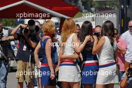 10.05.2007 Barcelona, Spain,  Martini Girls - Formula 1 World Championship, Rd 4, Spanish Grand Prix, Thursday