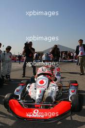 10.05.2007 Barcelona, Spain,  Vodafone Spain Go-Karting Challenge with Fernando Alonso (ESP), McLaren Mercedes - Formula 1 World Championship, Rd 4, Spanish Grand Prix, Thursday