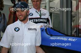 10.05.2007 Barcelona, Spain,  Nick Heidfeld (GER), BMW Sauber F1 Team, celebrates his Birthday with the team - Formula 1 World Championship, Rd 4, Spanish Grand Prix, Thursday