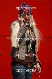 10.05.2007 Barcelona, Spain,  A girl in the paddock - Formula 1 World Championship, Rd 4, Spanish Grand Prix, Thursday