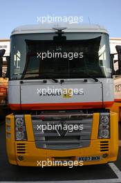 09.05.2007 Barcelona, Spain,  Renault Transporter - Formula 1 World Championship, Rd 4, Spanish Grand Prix, Wednesday