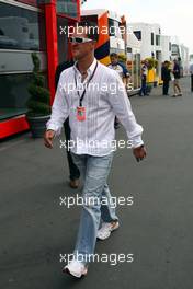 20.07.2007 Nürburg, Germany,  Michael Schumacher (GER), Scuderia Ferrari, Advisor arrives at the track on begin of the first training session - Formula 1 World Championship, Rd 10, European Grand Prix, Friday