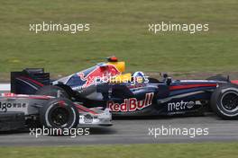 22.07.2007 Nürburg, Germany,  Lewis Hamilton (GBR), McLaren Mercedes and David Coulthard (GBR), Red Bull Racing before the entrance of the pit lane / last corner - Formula 1 World Championship, Rd 10, European Grand Prix, Sunday Race