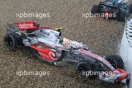 22.07.2007 Nürburg, Germany,  Lewis Hamilton (GBR), McLaren Mercedes, MP4-22, hits the barrier - Formula 1 World Championship, Rd 10, European Grand Prix, Sunday Race