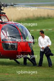 19.07.2007 Nürburg, Germany,  Michael Schumacher (GER), Scuderia Ferrari, Advisor arrives at the helicopter airfield, heli port - Formula 1 World Championship, Rd 10, European Grand Prix, Thursday