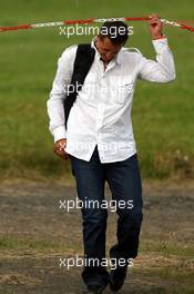 19.07.2007 Nürburg, Germany,  Michael Schumacher (GER), Scuderia Ferrari, Advisor arrives at the helicopter airfield, heli port - Formula 1 World Championship, Rd 10, European Grand Prix, Thursday