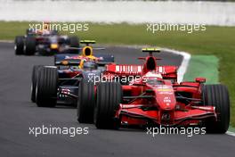 01.07.2007 Magny-Cours, France,  Kimi Raikkonen (FIN), Räikkönen, Scuderia Ferrari, Mark Webber (AUS), Red Bull Racing - Formula 1 World Championship, Rd 8, French Grand Prix, Sunday Race