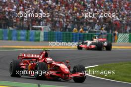 01.07.2007 Magny-Cours, France,  Kimi Raikkonen (FIN), Räikkönen, Scuderia Ferrari, Lewis Hamilton (GBR), McLaren Mercedes - Formula 1 World Championship, Rd 8, French Grand Prix, Sunday Race