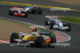 01.07.2007 Magny-Cours, France,  Giancarlo Fisichella (ITA), Renault F1 Team, R27 - Formula 1 World Championship, Rd 8, French Grand Prix, Sunday Race