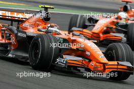 01.07.2007 Magny-Cours, France,  Christijan Albers (NED), Spyker F1 Team, Adrian Sutil (GER), Spyker F1 Team - Formula 1 World Championship, Rd 8, French Grand Prix, Sunday Race