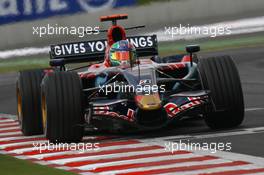 30.06.2007 Magny-Cours, France,  Vitantonio Liuzzi (ITA), Scuderia Toro Rosso, STR02 - Formula 1 World Championship, Rd 8, French Grand Prix, Saturday Practice