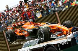 30.06.2007 Magny-Cours, France,  Adrian Sutil (GER), Spyker F1 Team, F8-VII is brought back to the pitlane - Formula 1 World Championship, Rd 8, French Grand Prix, Saturday Qualifying