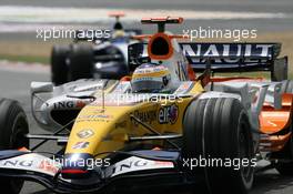 30.06.2007 Magny-Cours, France,  Giancarlo Fisichella (ITA), Renault F1 Team - Formula 1 World Championship, Rd 8, French Grand Prix, Saturday Qualifying