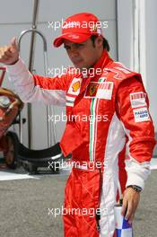 30.06.2007 Magny-Cours, France,  Pole Position 1st, Felipe Massa (BRA), Scuderia Ferrari, F2007 - Formula 1 World Championship, Rd 8, French Grand Prix, Saturday Qualifying
